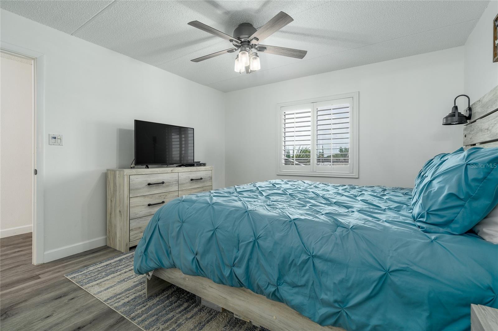 Image 17 of 33 For 2401 Atlantic Avenue A301