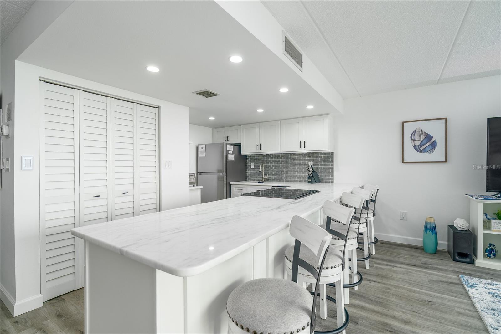 Image 7 of 33 For 2401 Atlantic Avenue A301