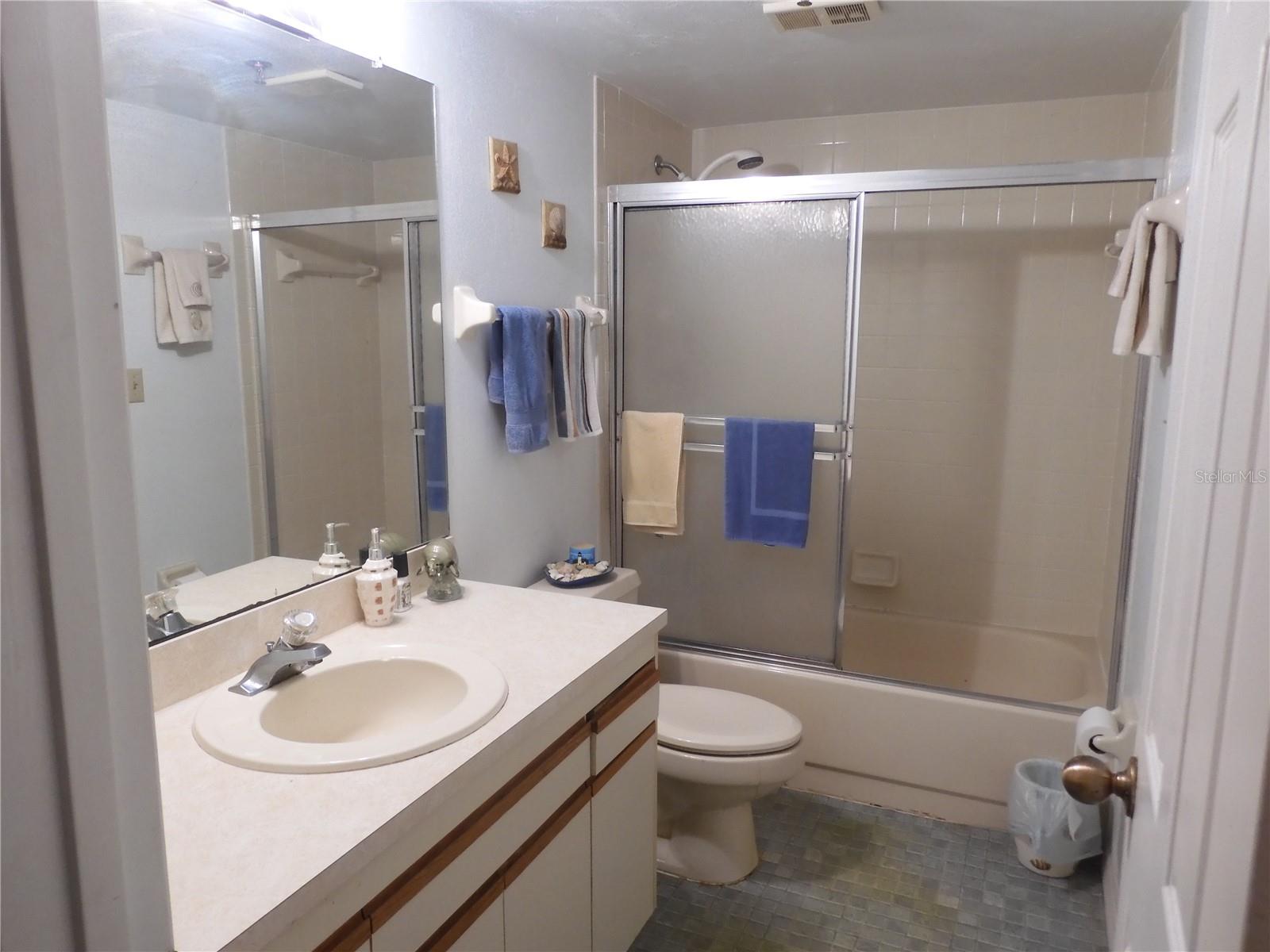 Image 10 of 46 For 466 Bouchelle Drive 204