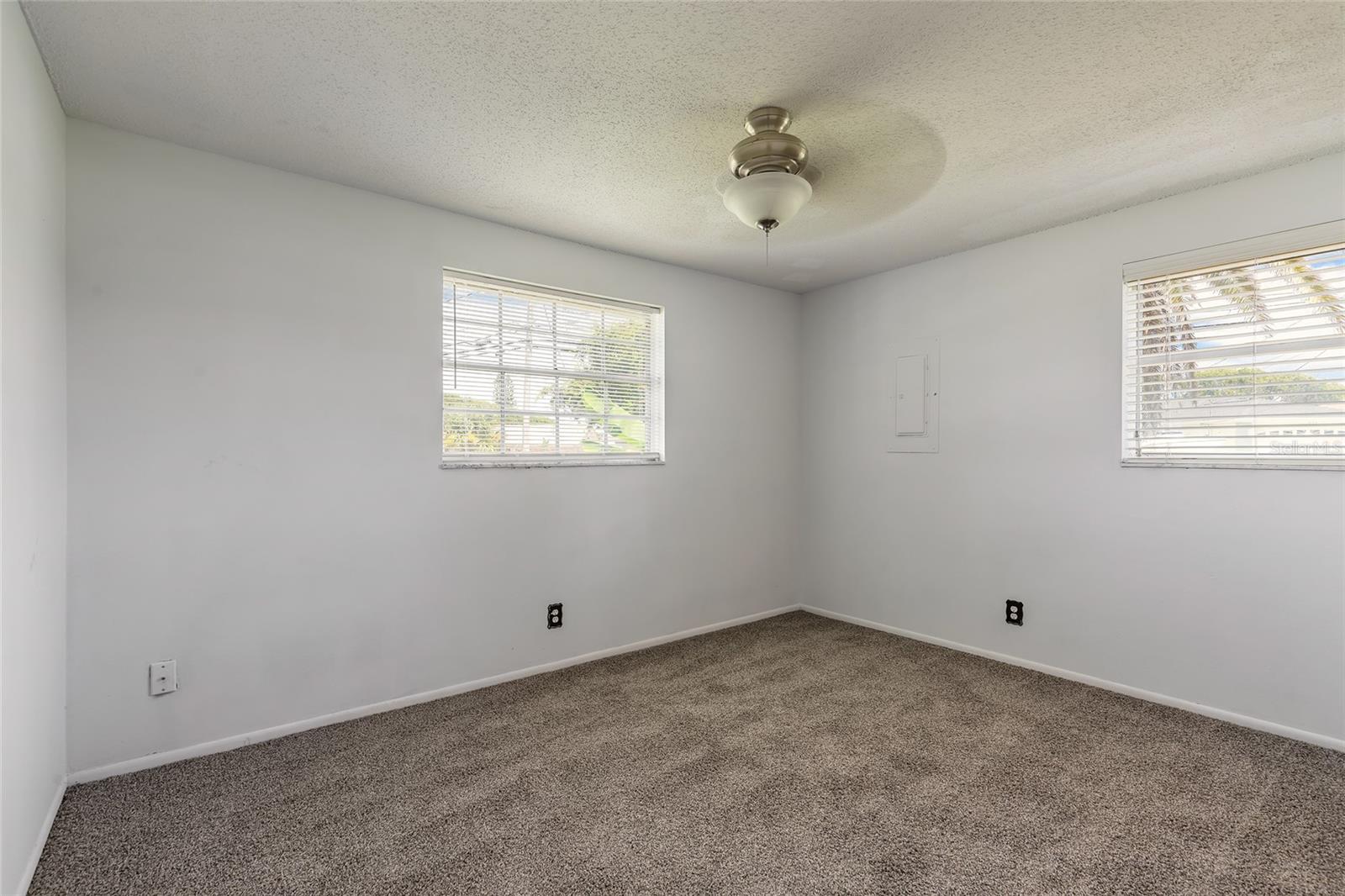 Image 10 of 39 For 809 27th Avenue