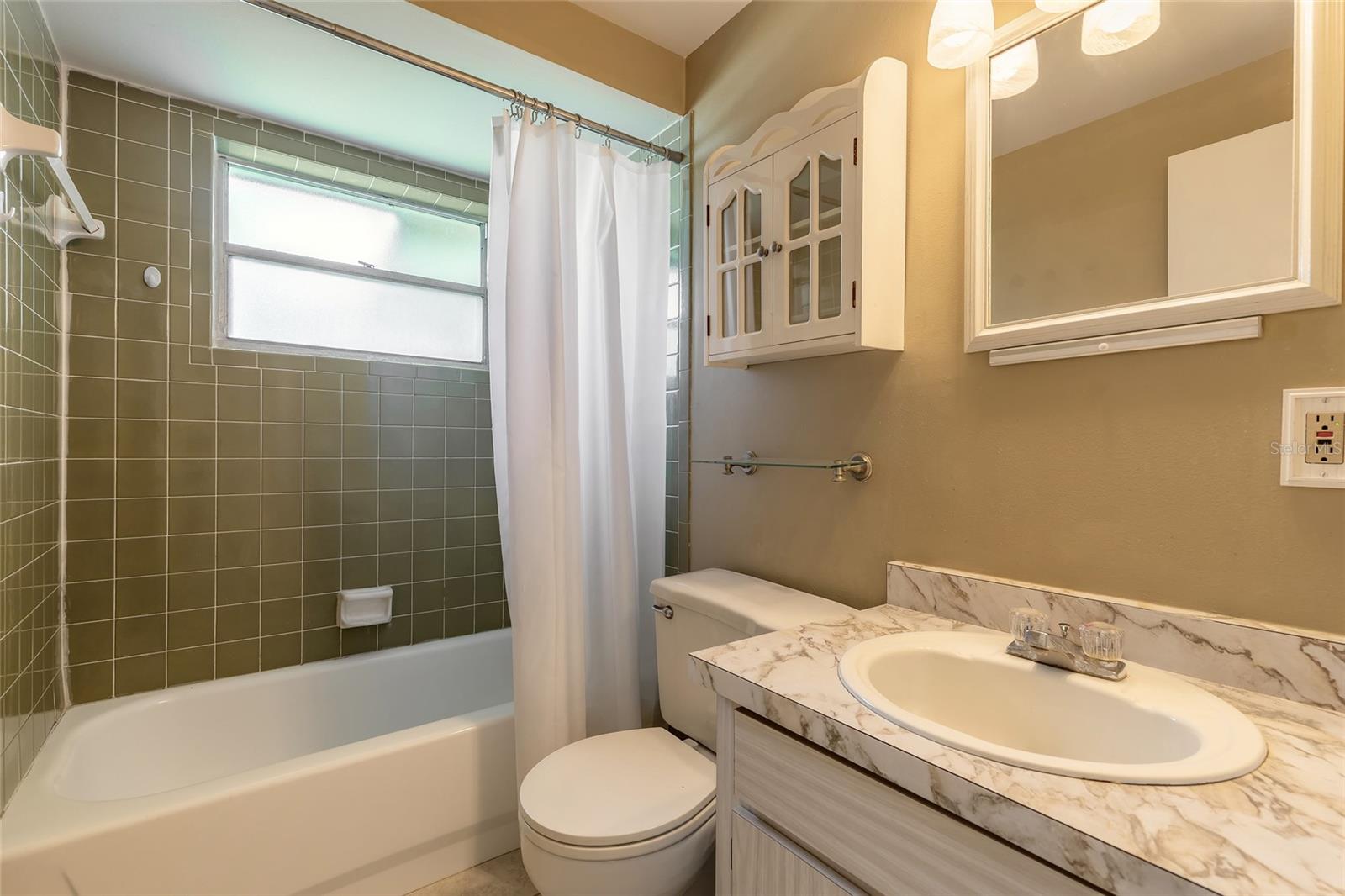 Image 11 of 39 For 809 27th Avenue