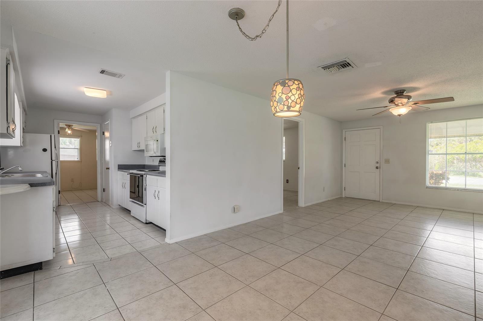 Image 16 of 39 For 809 27th Avenue