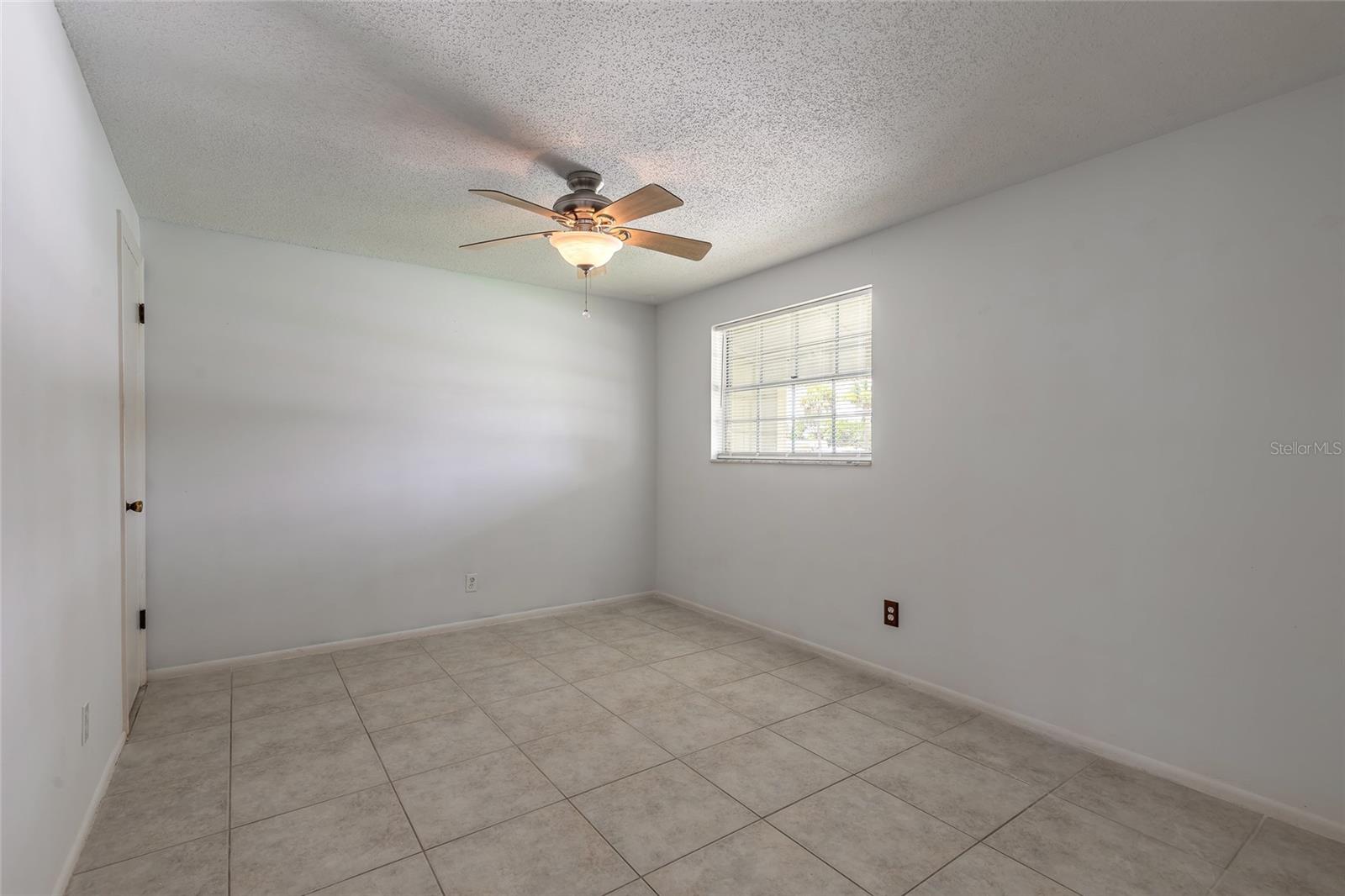 Image 5 of 39 For 809 27th Avenue