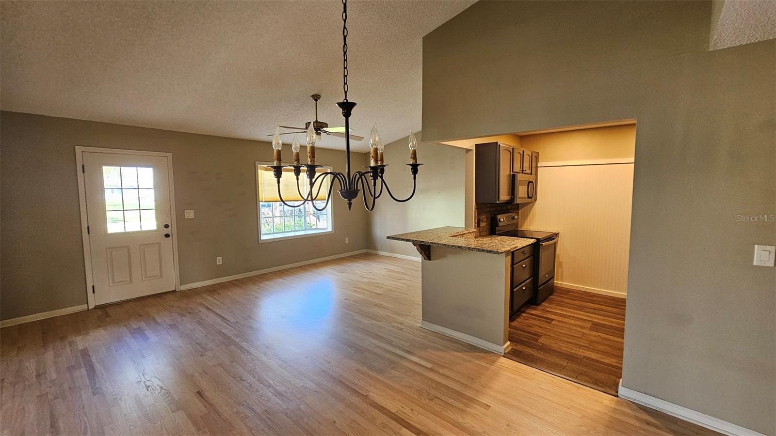 Image 34 of 49 For 45 Sandra Circle