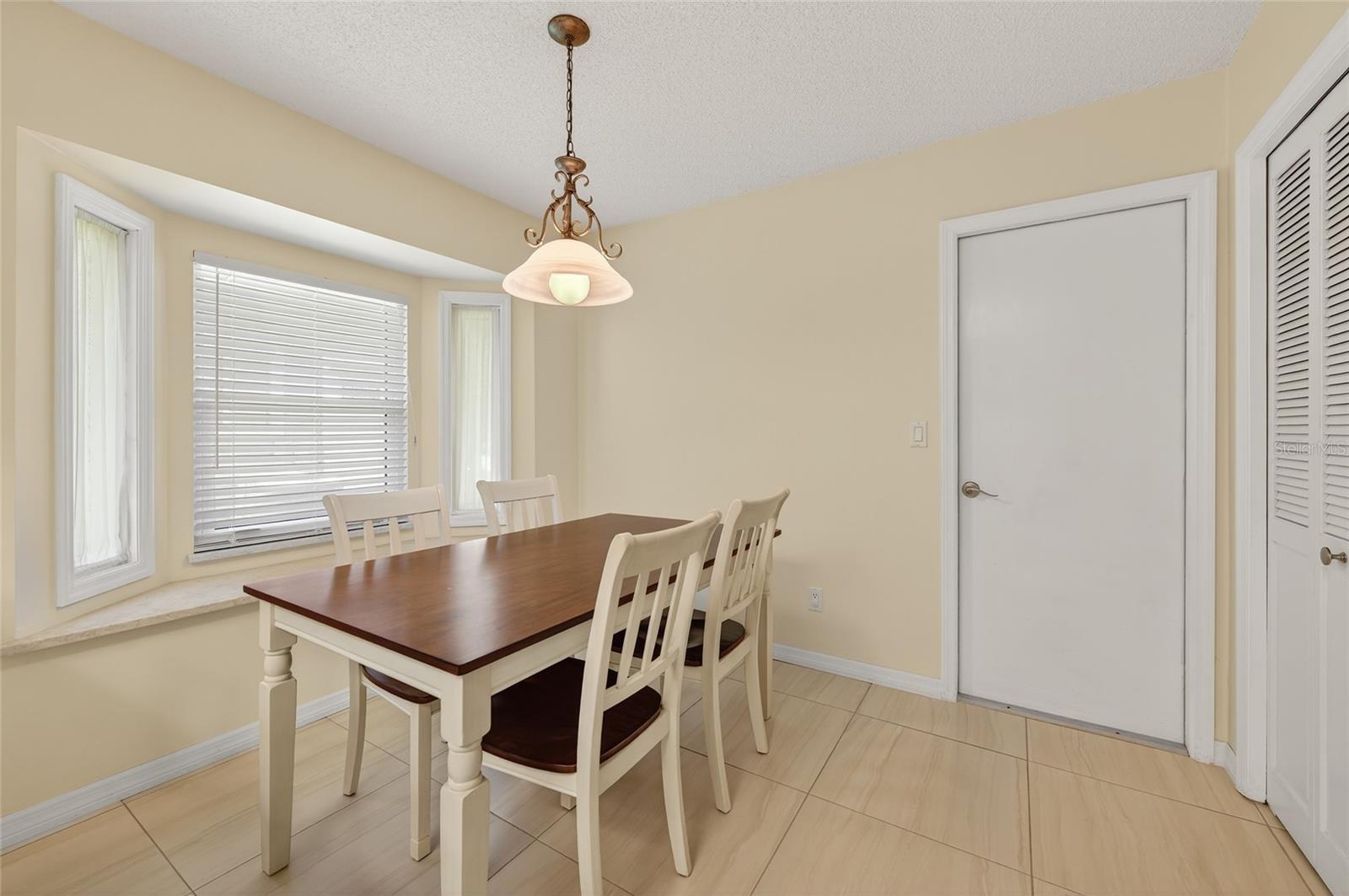 Image 4 of 26 For 144 Grebe Court