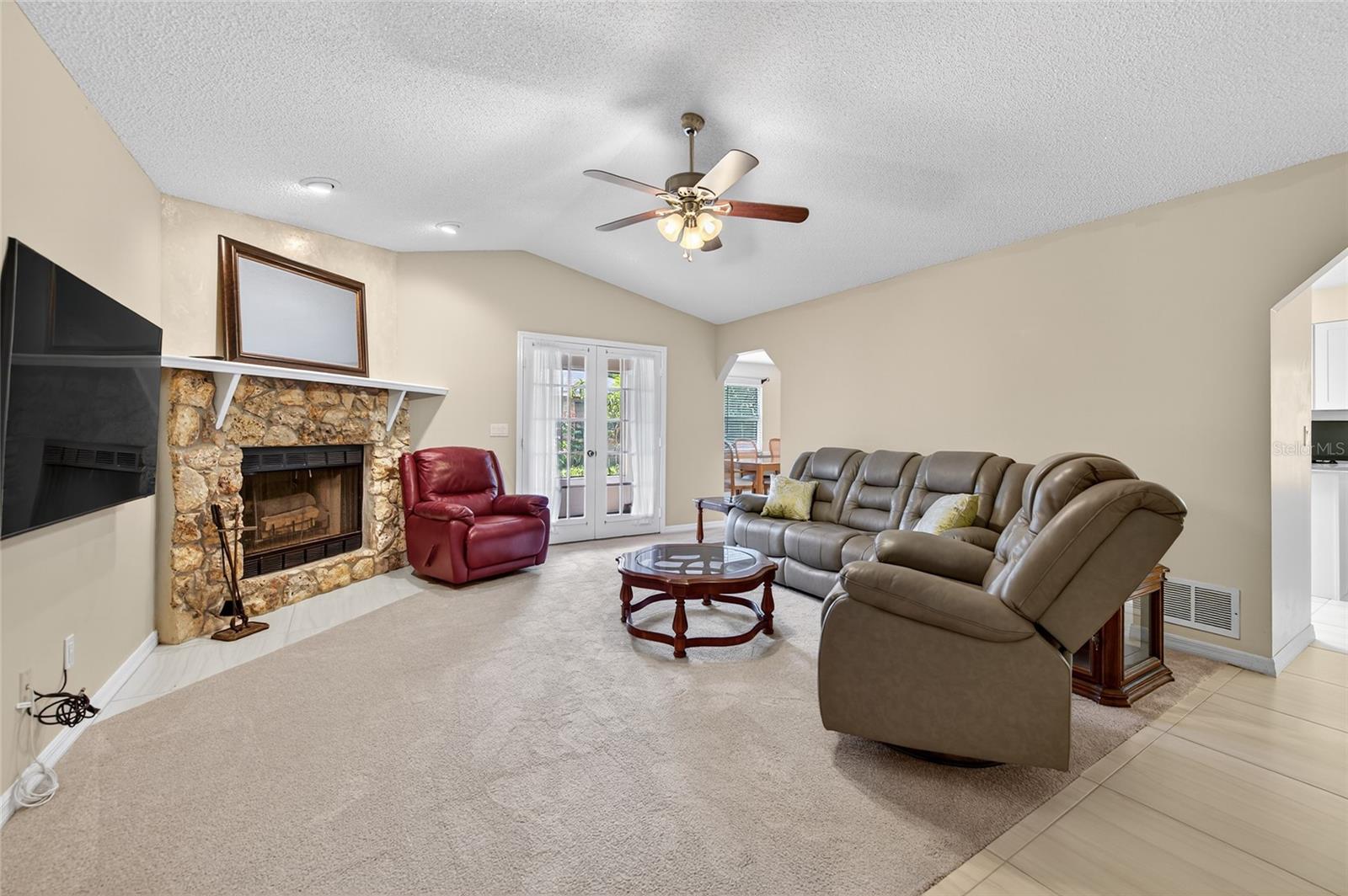 Image 5 of 26 For 144 Grebe Court
