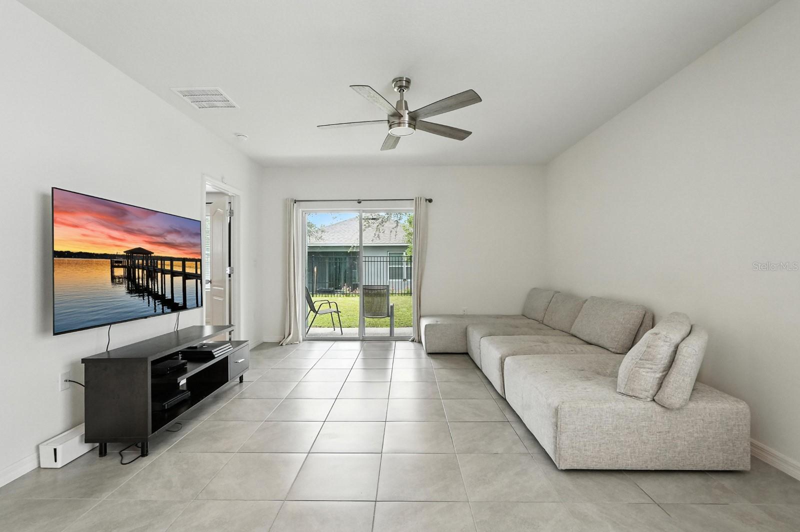 Image 15 of 45 For 312 Charles Drive
