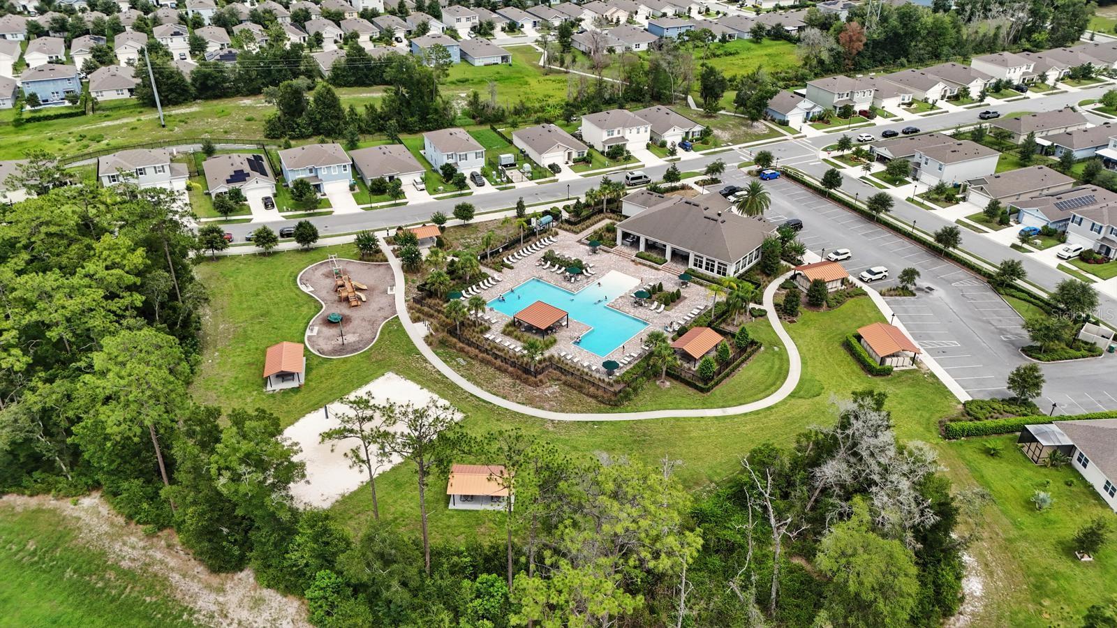 Image 4 of 45 For 312 Charles Drive