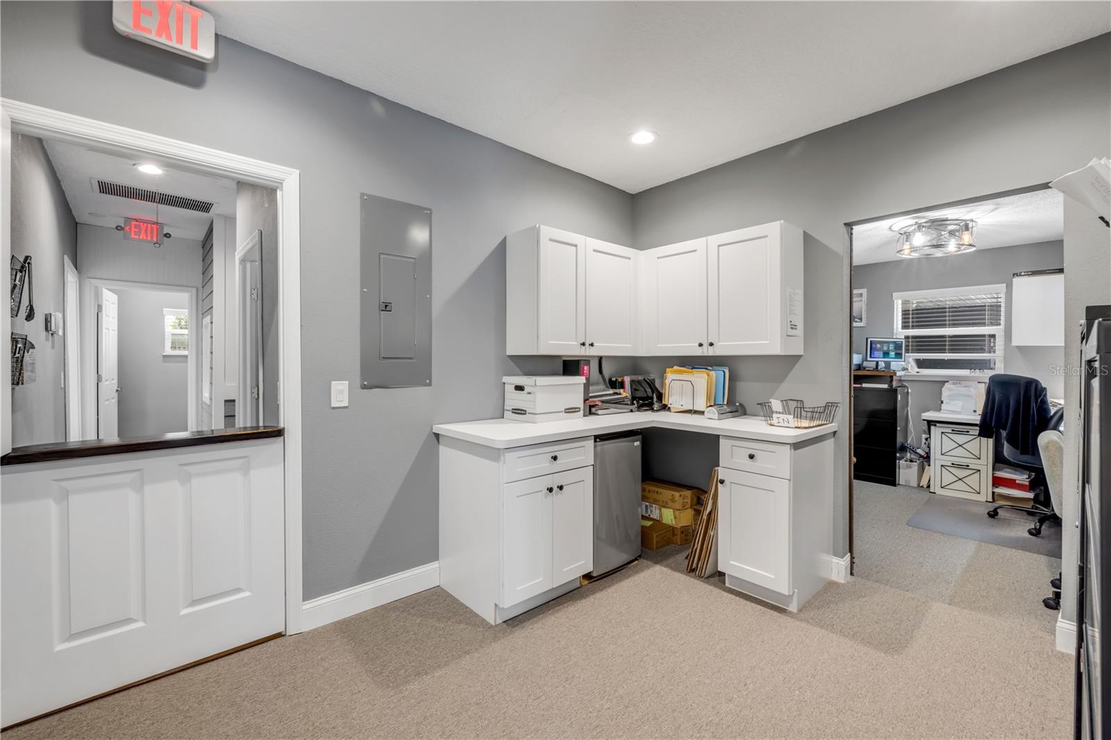Image 15 of 35 For 240 Ridgewood Avenue