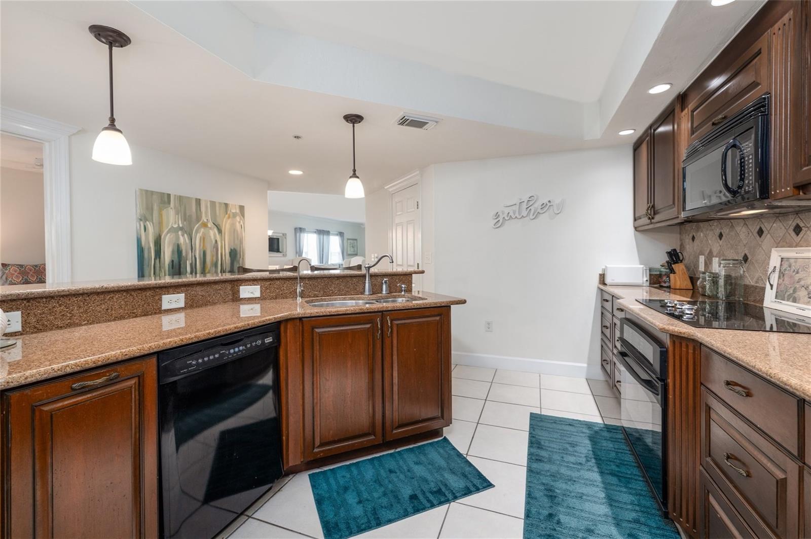 Image 10 of 67 For 426 Bouchelle Drive 101