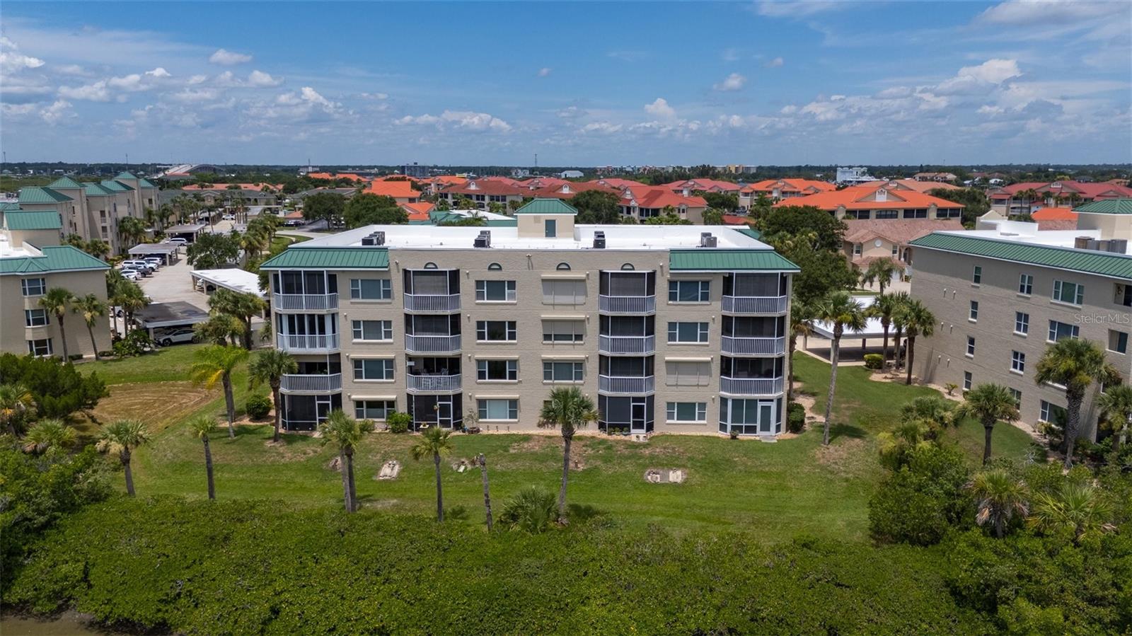 Image 40 of 67 For 426 Bouchelle Drive 101
