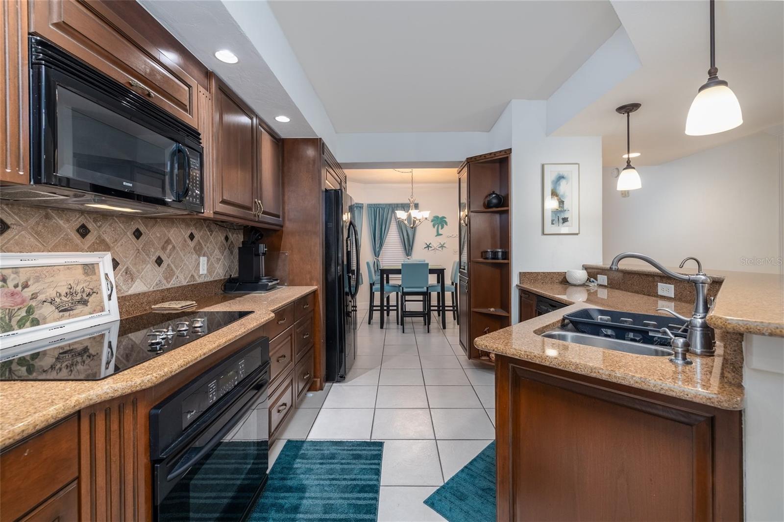 Image 6 of 67 For 426 Bouchelle Drive 101