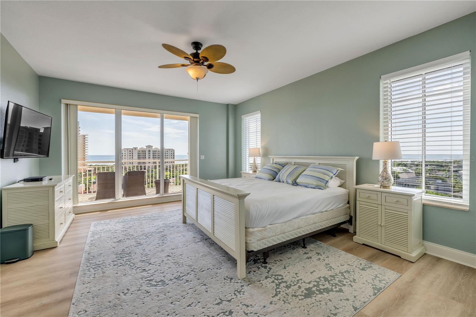 Image 16 of 66 For 265 Minorca Beach Way 801