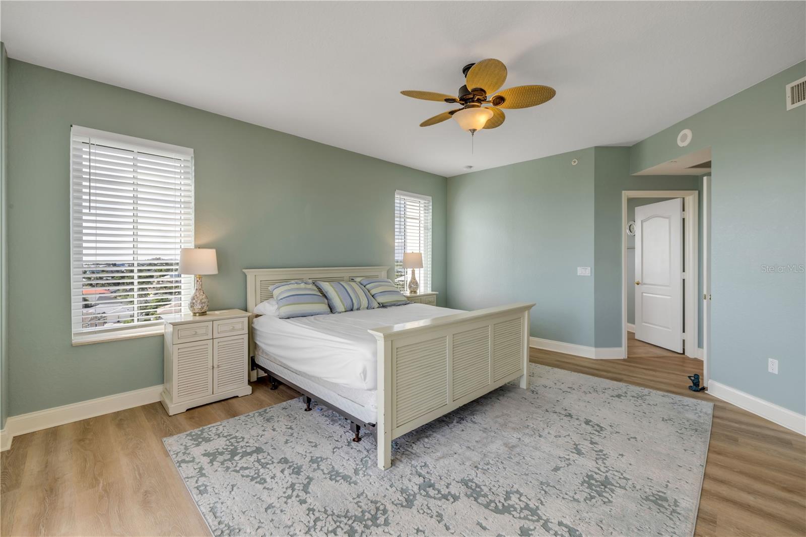 Image 18 of 66 For 265 Minorca Beach Way 801