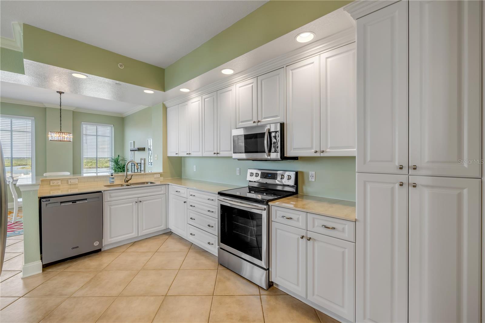 Image 43 of 66 For 265 Minorca Beach Way 801