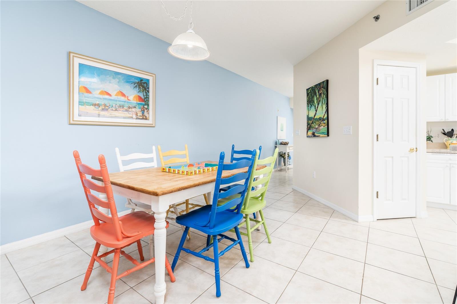 Image 8 of 40 For 5300 Atlantic Avenue 7-302