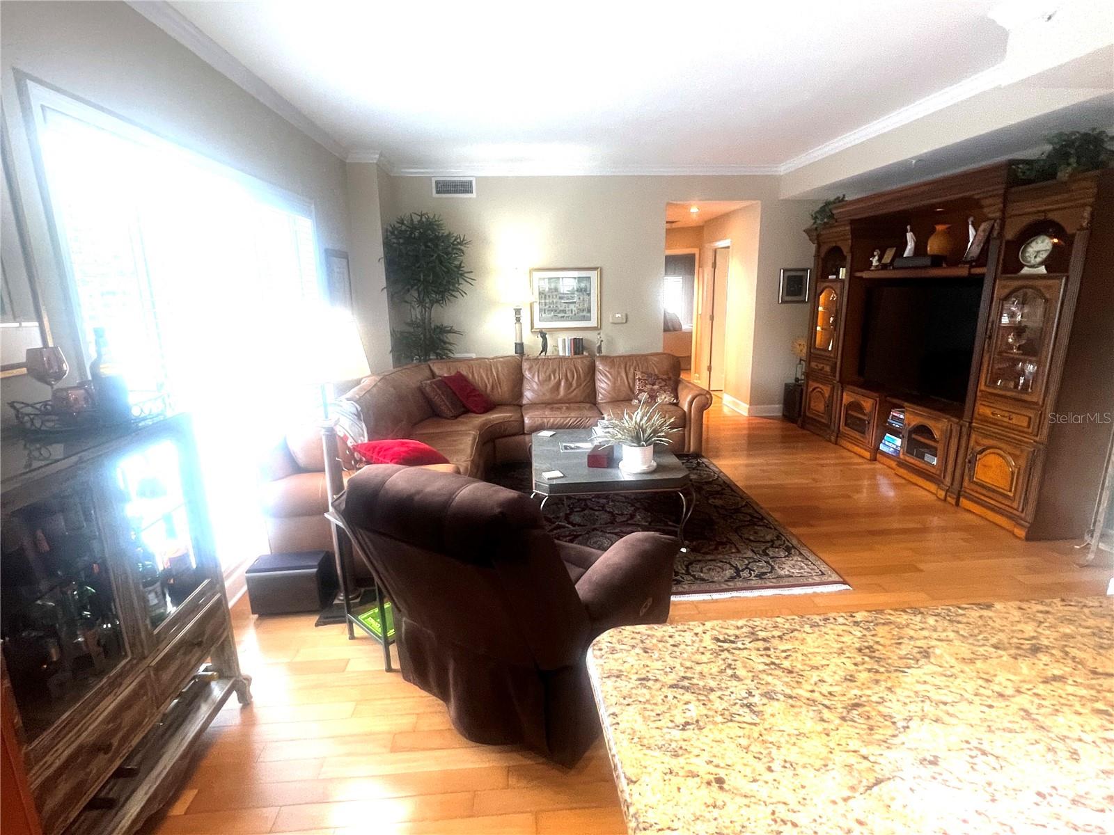 Image 24 of 47 For 630 Vassar Street 2301
