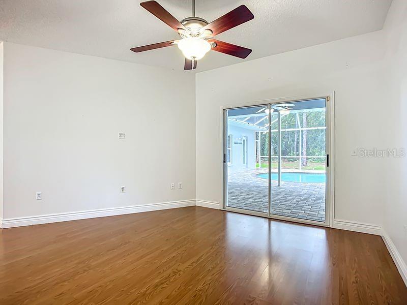 Image 11 of 39 For 1103 Woodview Way