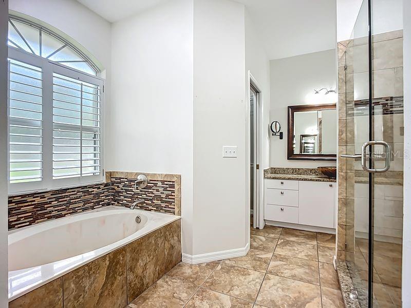 Image 24 of 39 For 1103 Woodview Way