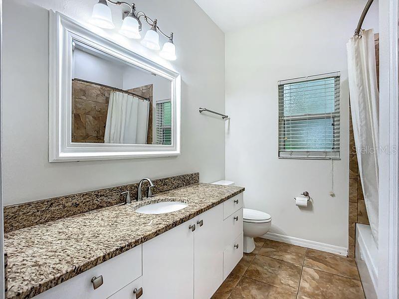Image 28 of 39 For 1103 Woodview Way