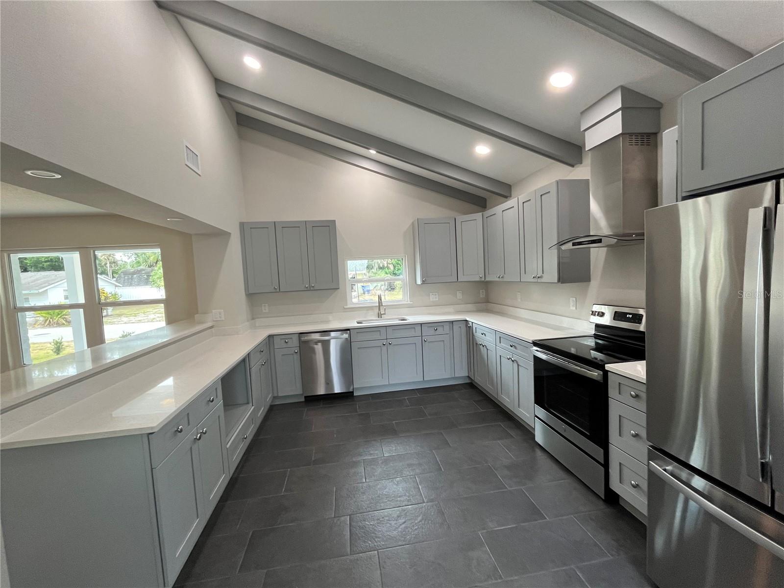 Image 10 of 66 For 119 Dixwood Avenue
