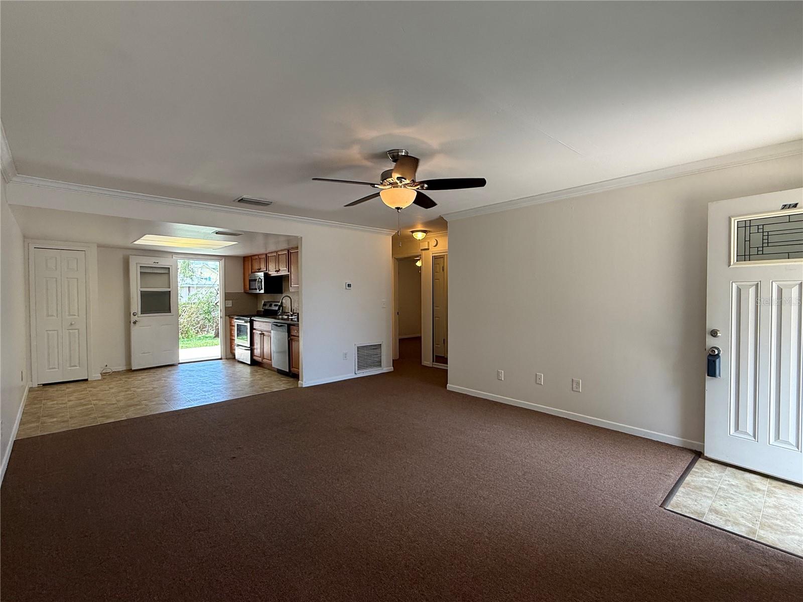 Image 10 of 52 For 712-714 Oakwood Avenue