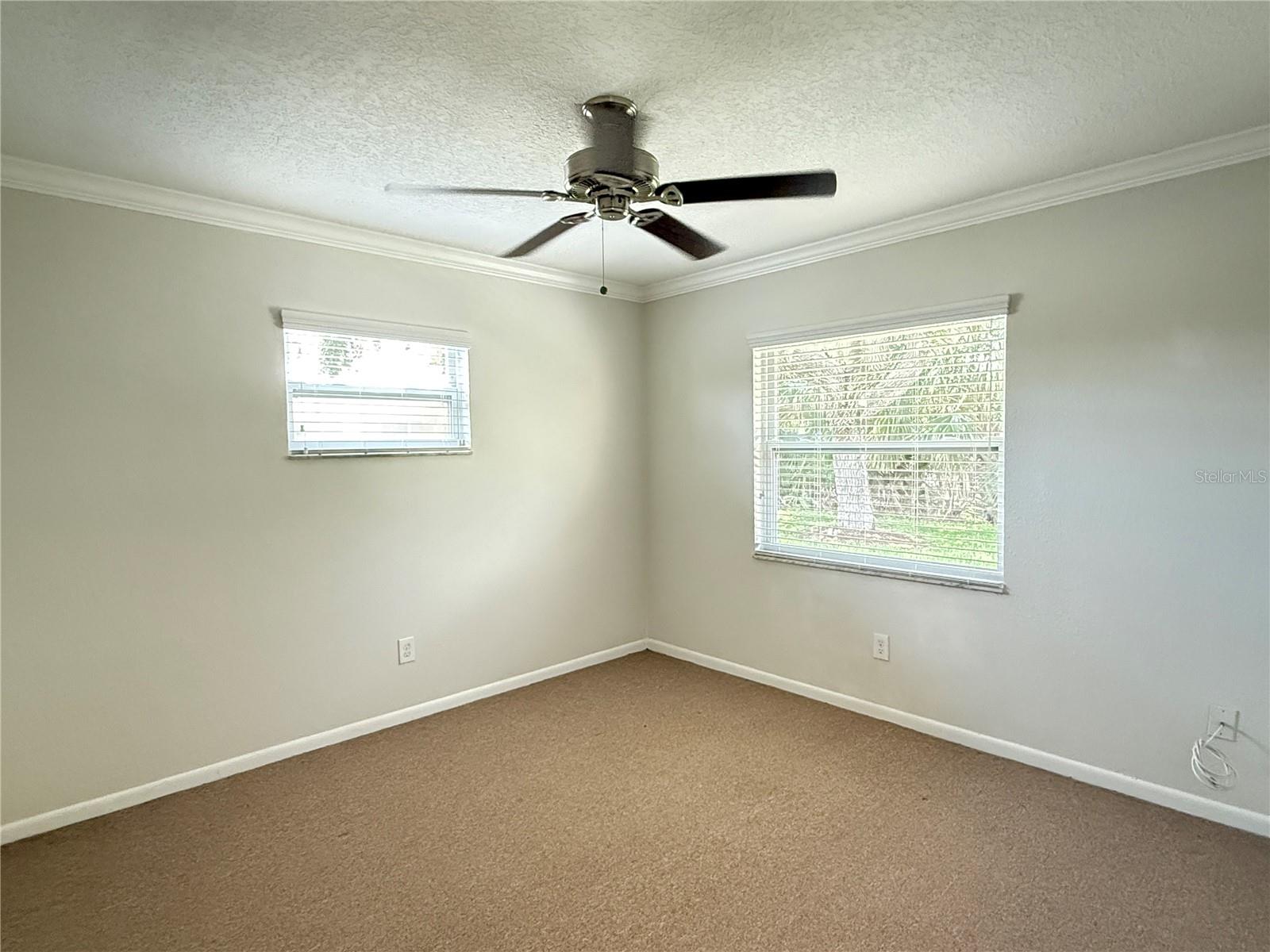 Image 16 of 52 For 712-714 Oakwood Avenue