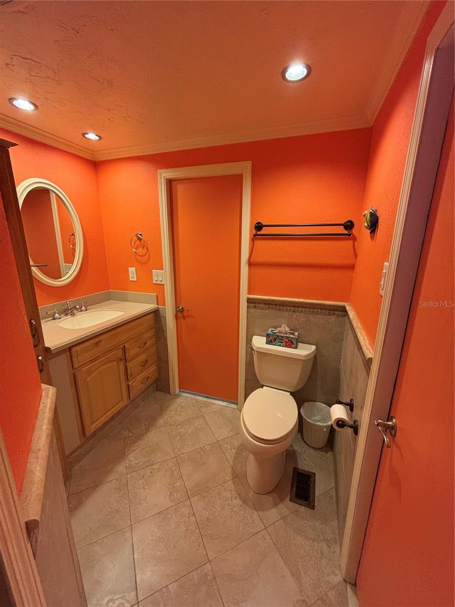Image 24 of 28 For 210 49th Avenue W