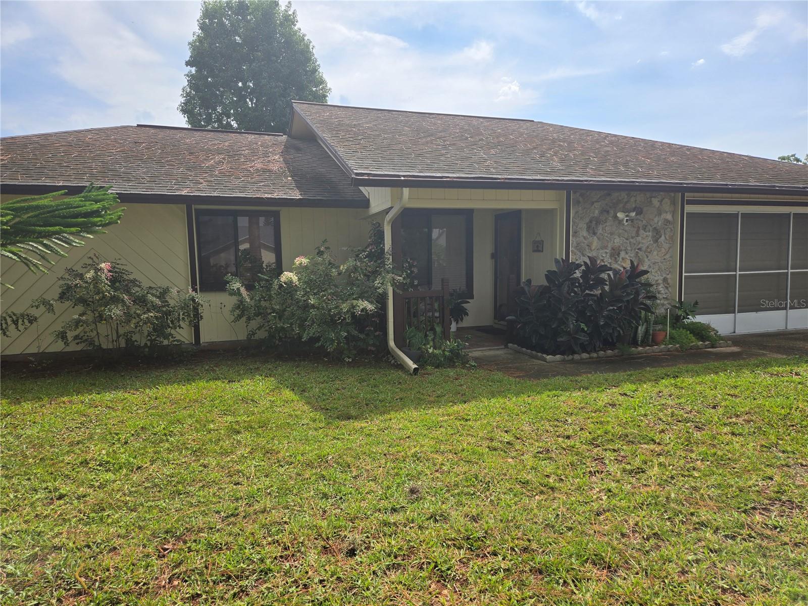 Listing Details for 2941 Queen Palm Drive, EDGEWATER, FL 32141