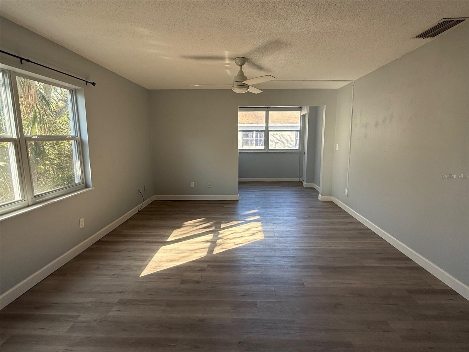 Image 6 of 16 For 805 Louisville Street 2