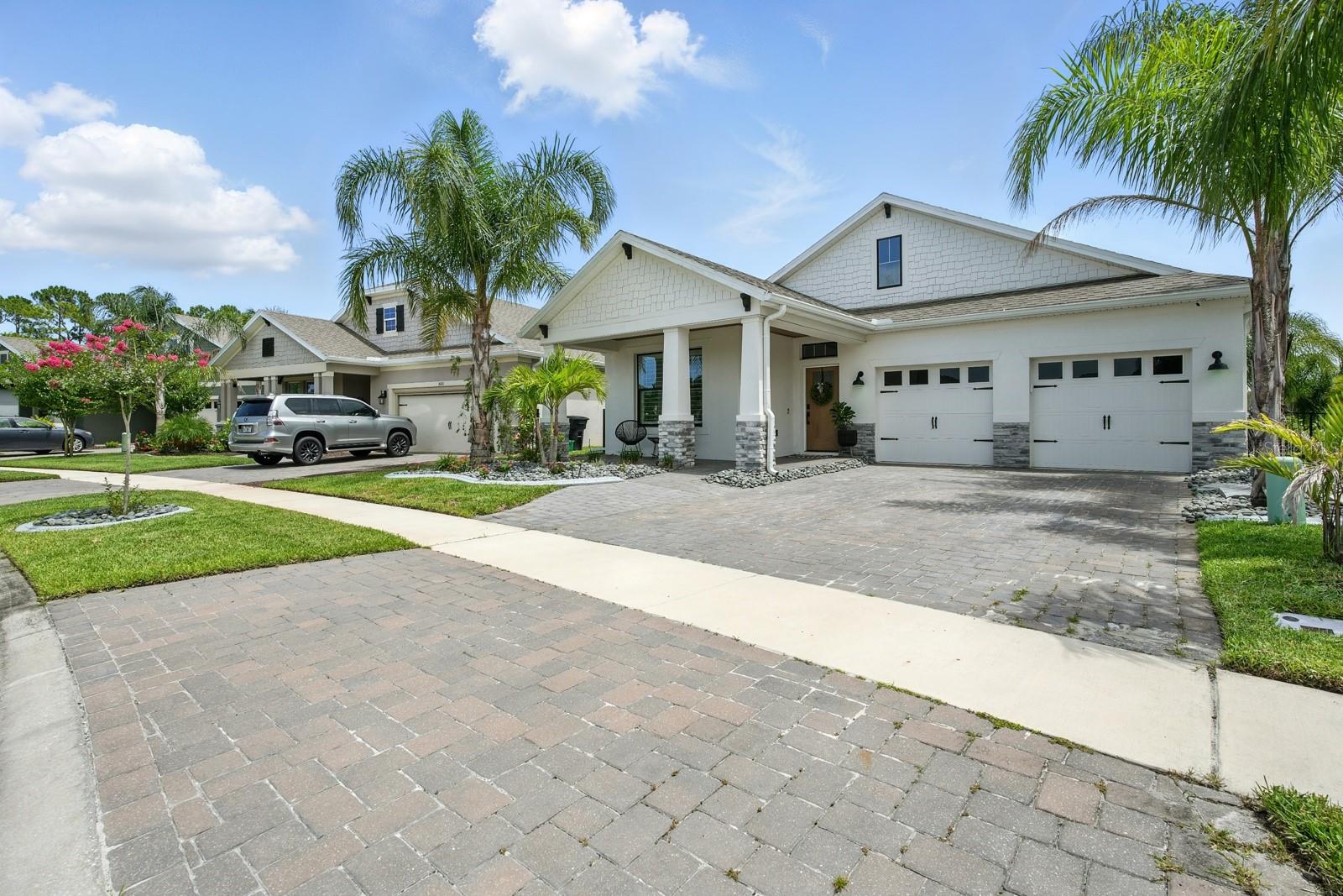 Image 31 of 46 For 3019 Borassus Drive