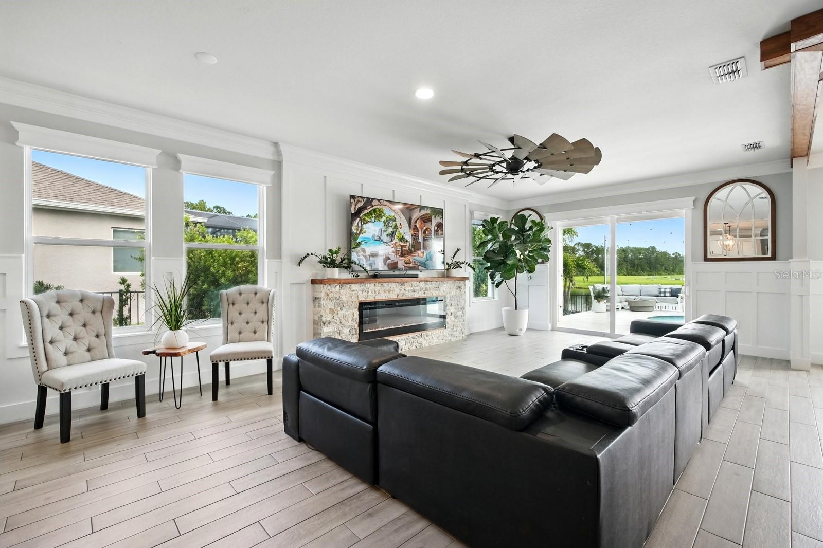 Image 9 of 46 For 3019 Borassus Drive