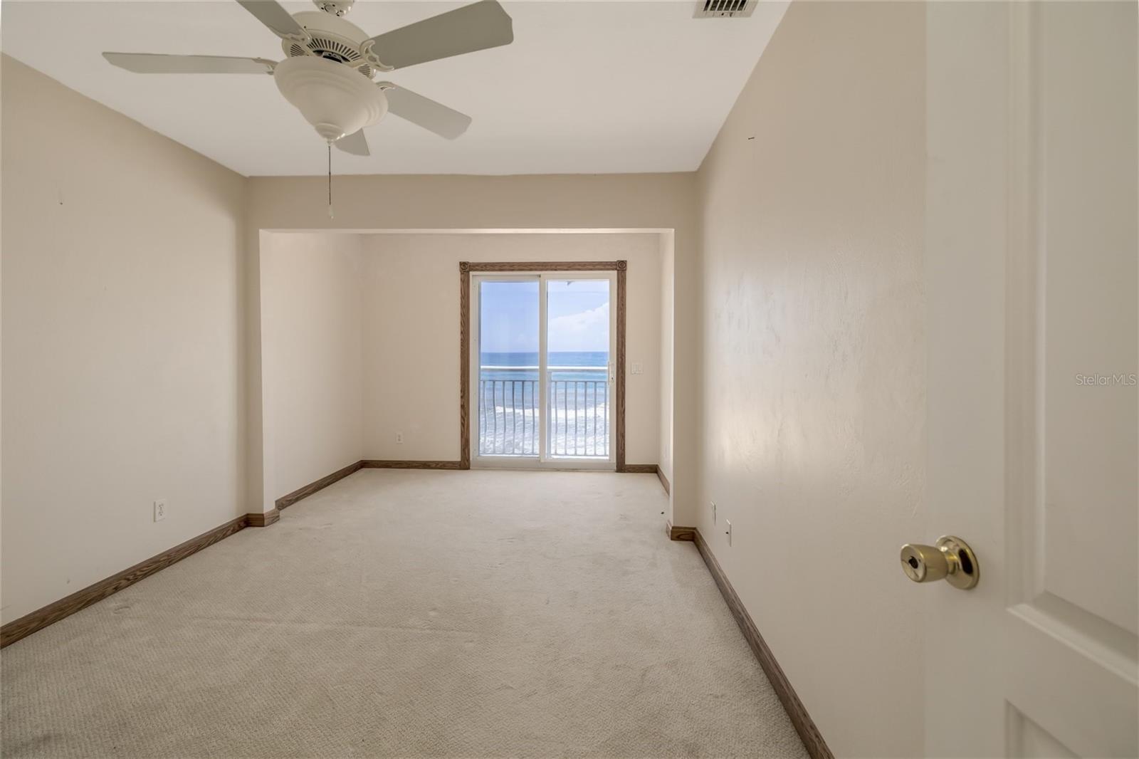 Image 36 of 41 For 6037 Atlantic Avenue
