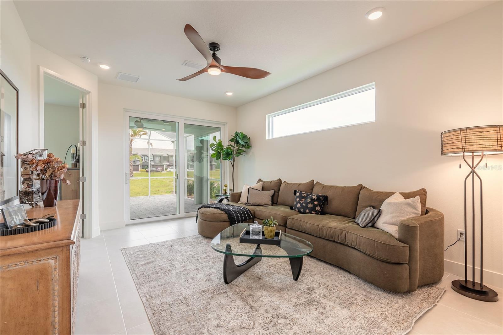 Image 3 of 30 For 3053 Isles Way