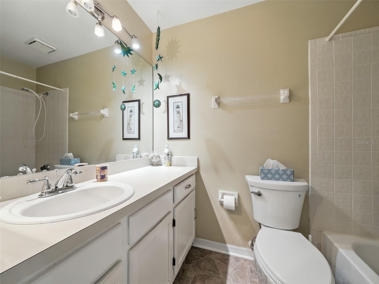 Image 19 of 64 For 858 Baybreeze Way 68c