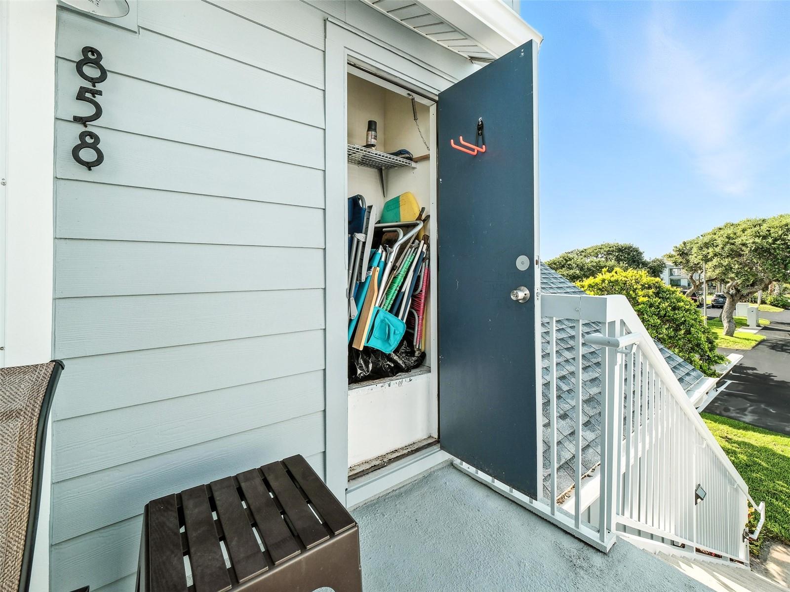 Image 28 of 64 For 858 Baybreeze Way 68c