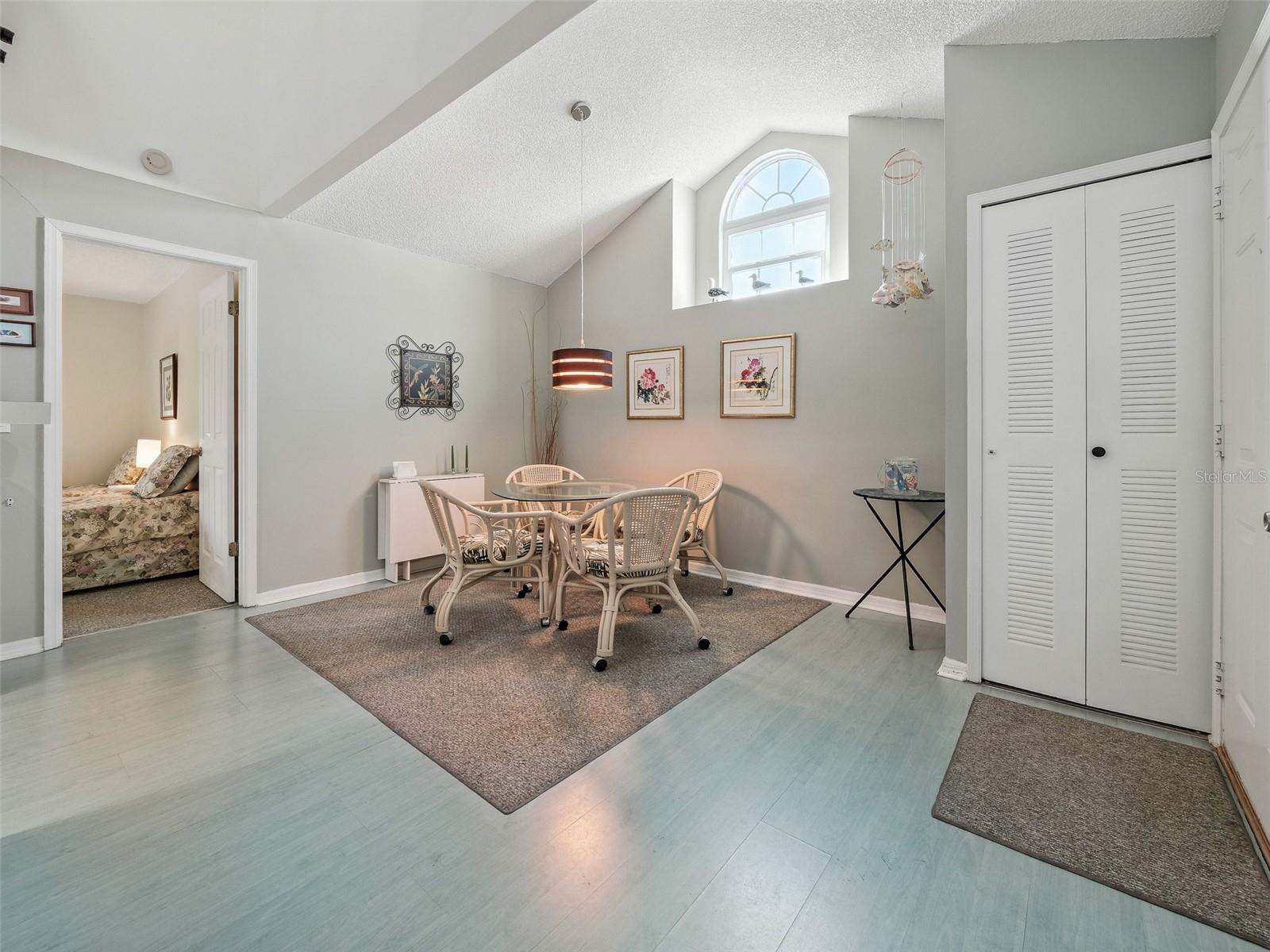 Image 7 of 64 For 858 Baybreeze Way 68c