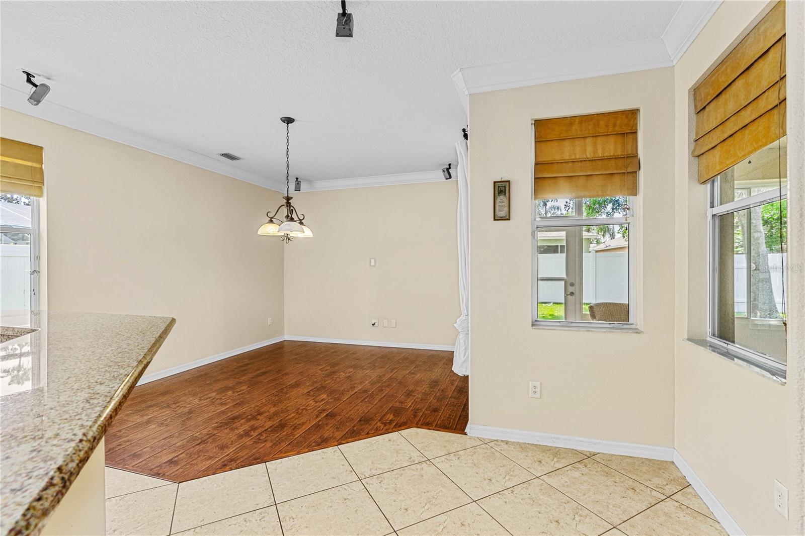 Image 19 of 43 For 3859 Calliope Avenue