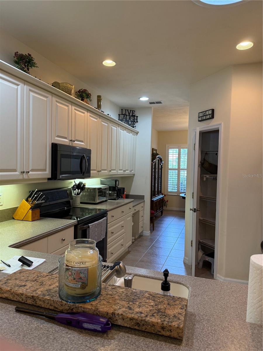 Image 15 of 24 For 3604 Romea Circle