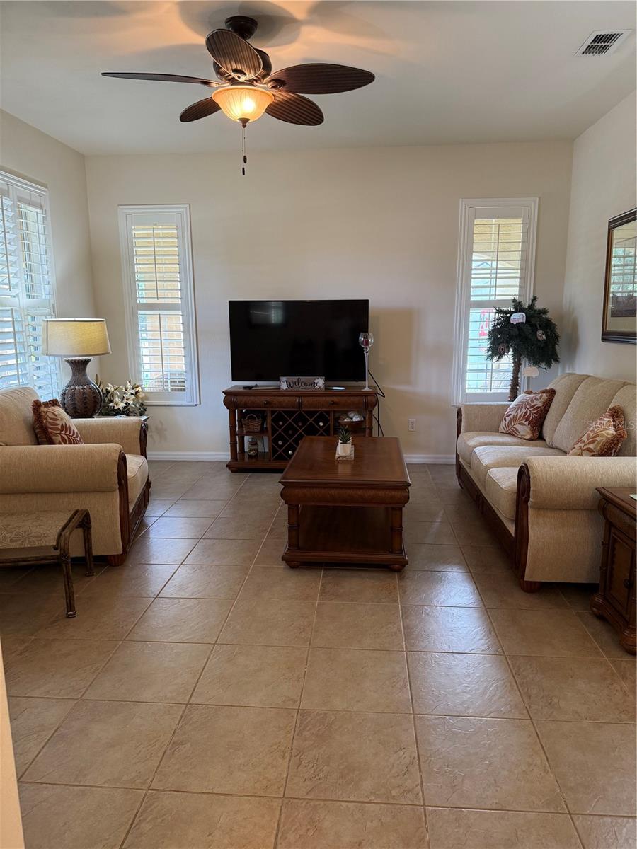 Image 18 of 24 For 3604 Romea Circle