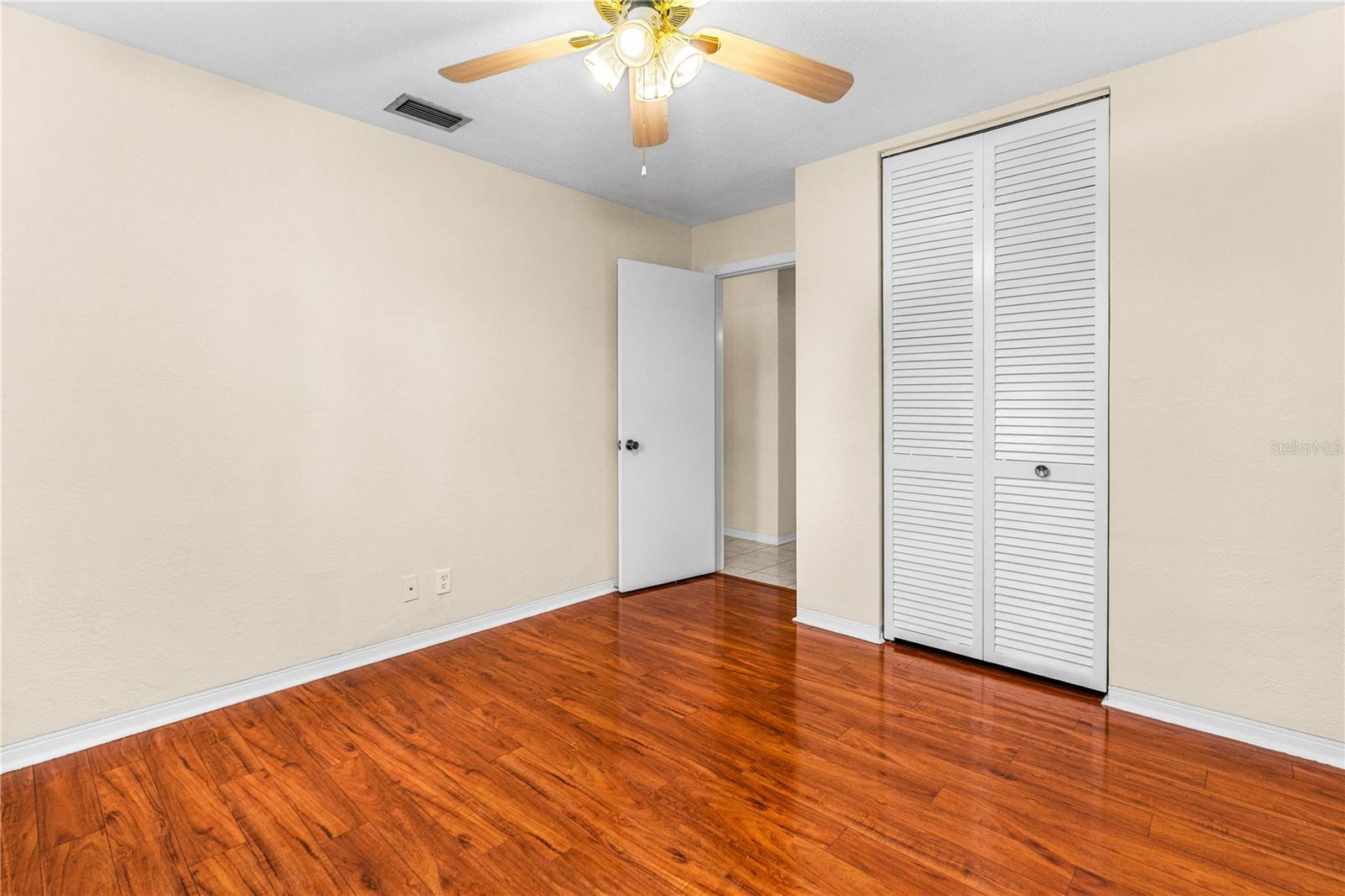 Image 29 of 36 For 1308 Golfview Drive