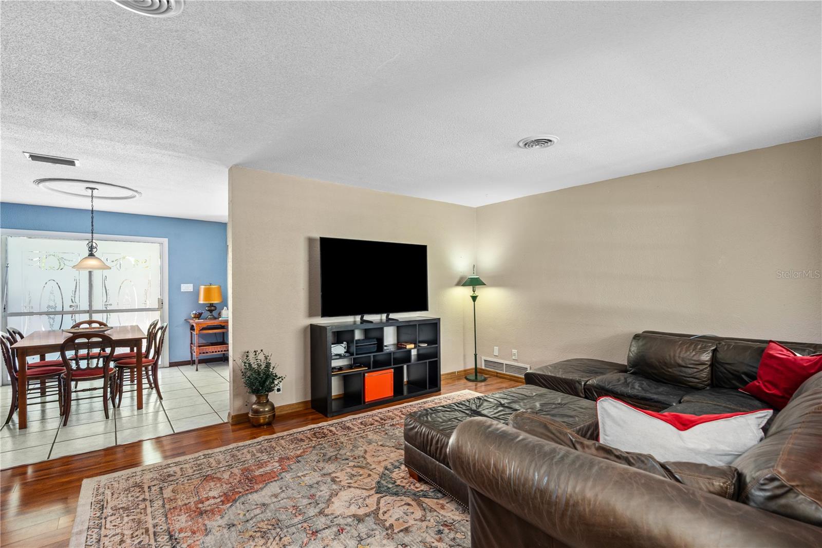 Image 14 of 36 For 2031 Mike Street