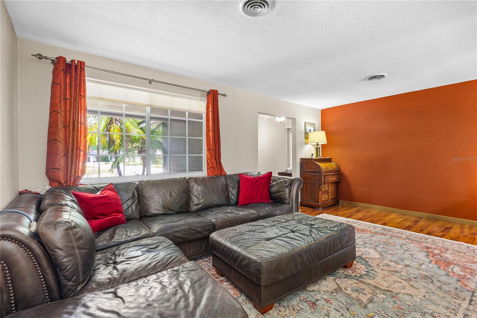 Image 16 of 36 For 2031 Mike Street