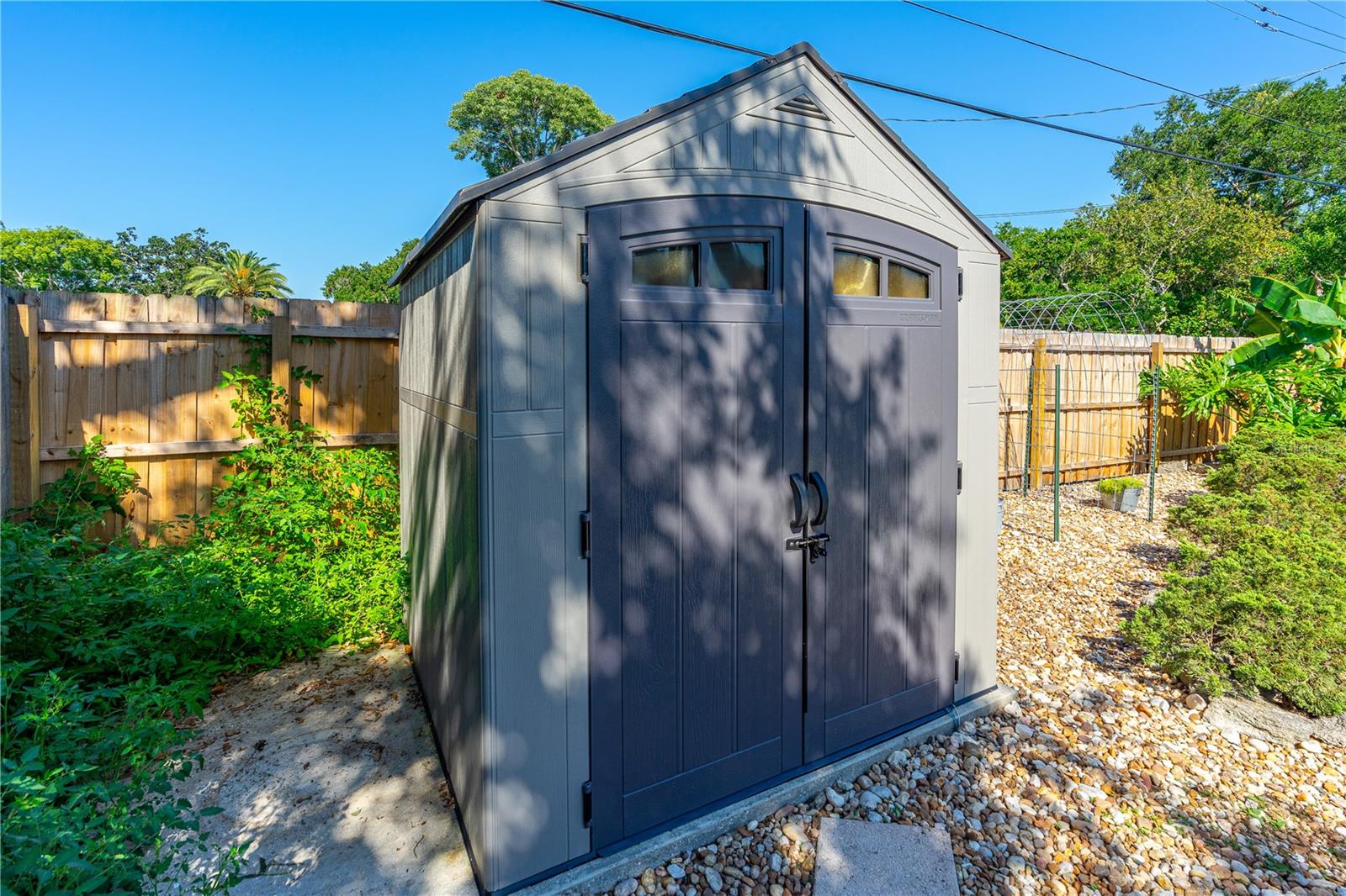 Image 16 of 47 For 2242 Green Street