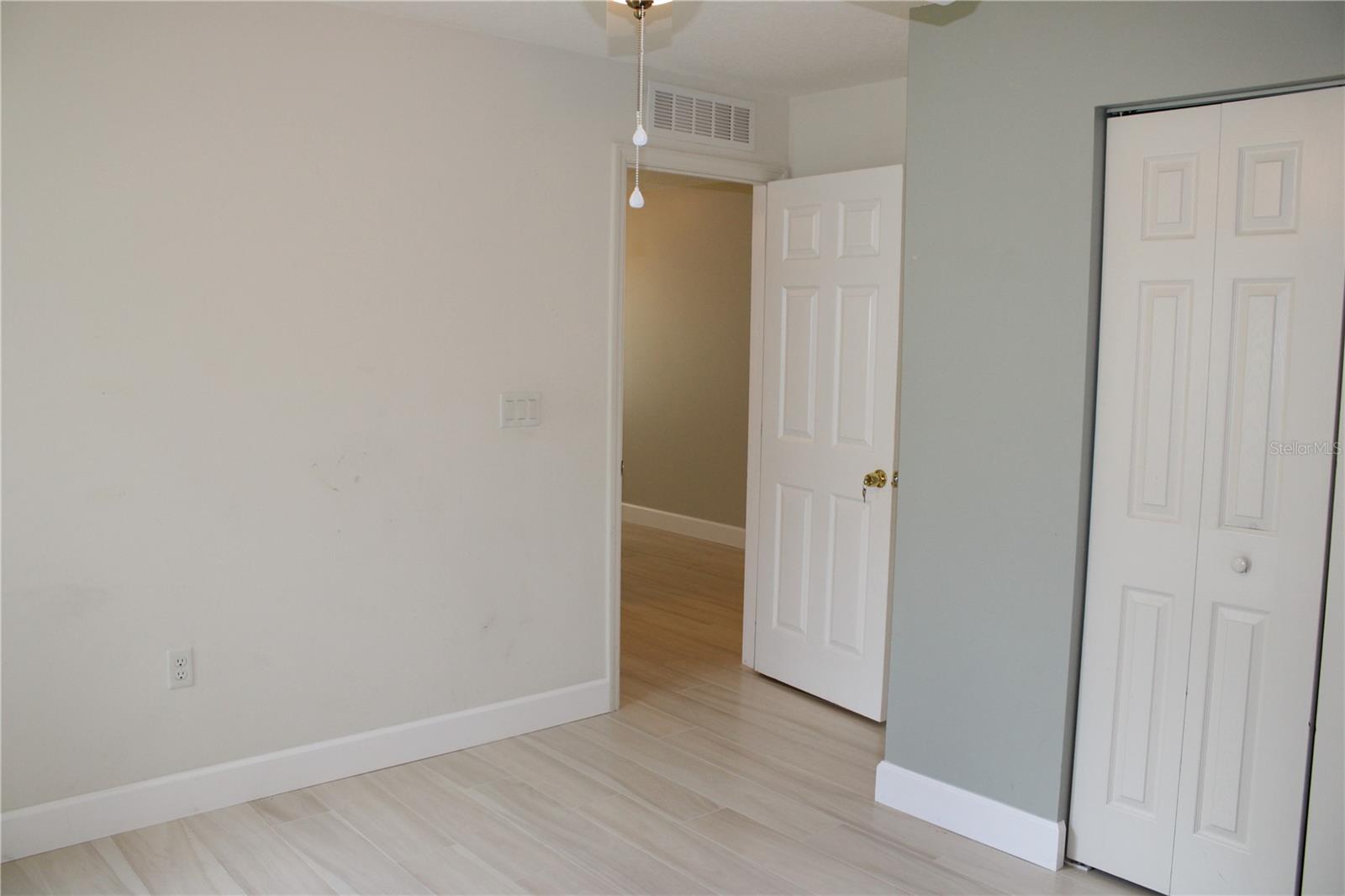 Image 10 of 26 For 519 Aeolian Drive