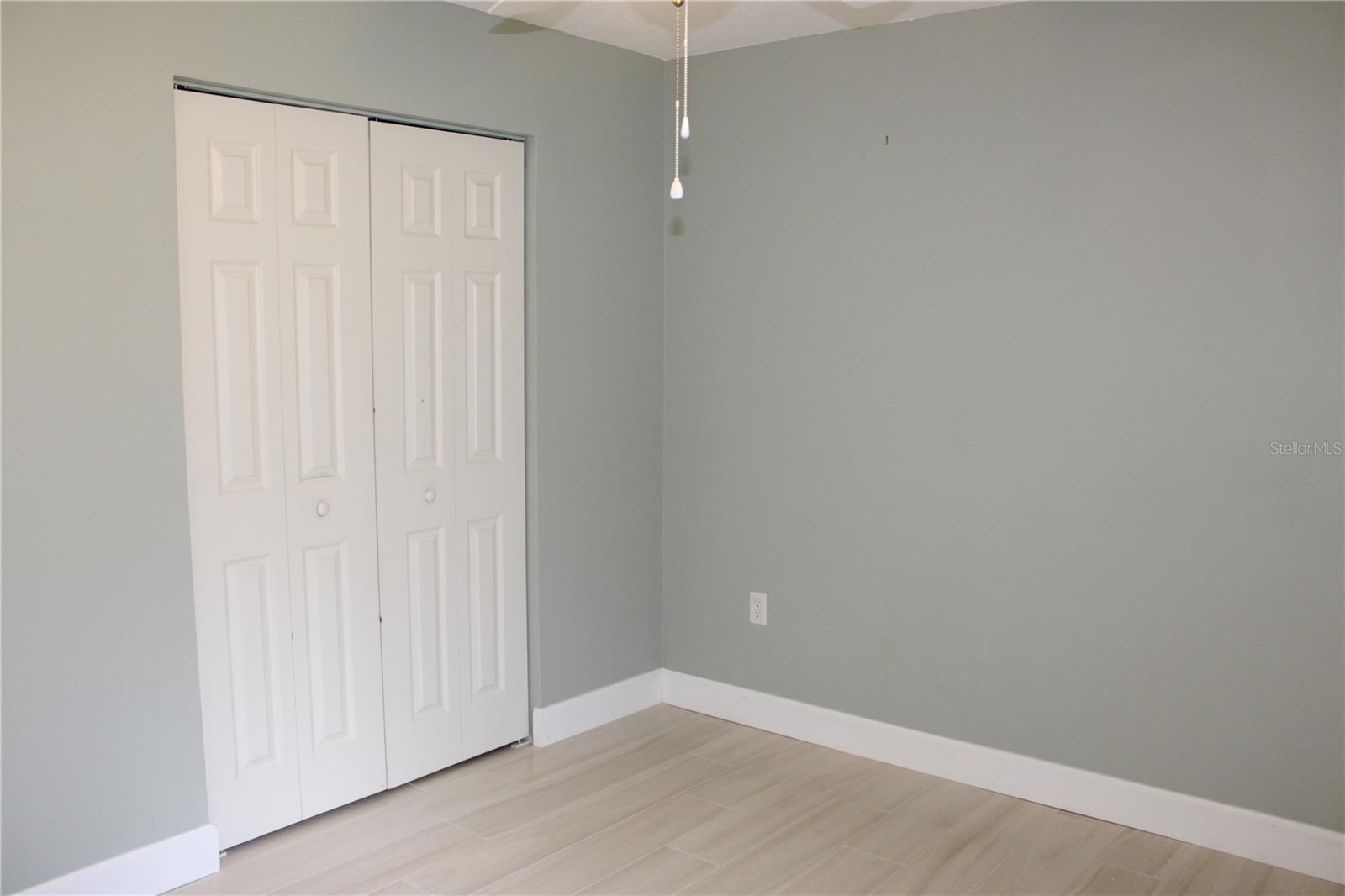 Image 11 of 26 For 519 Aeolian Drive