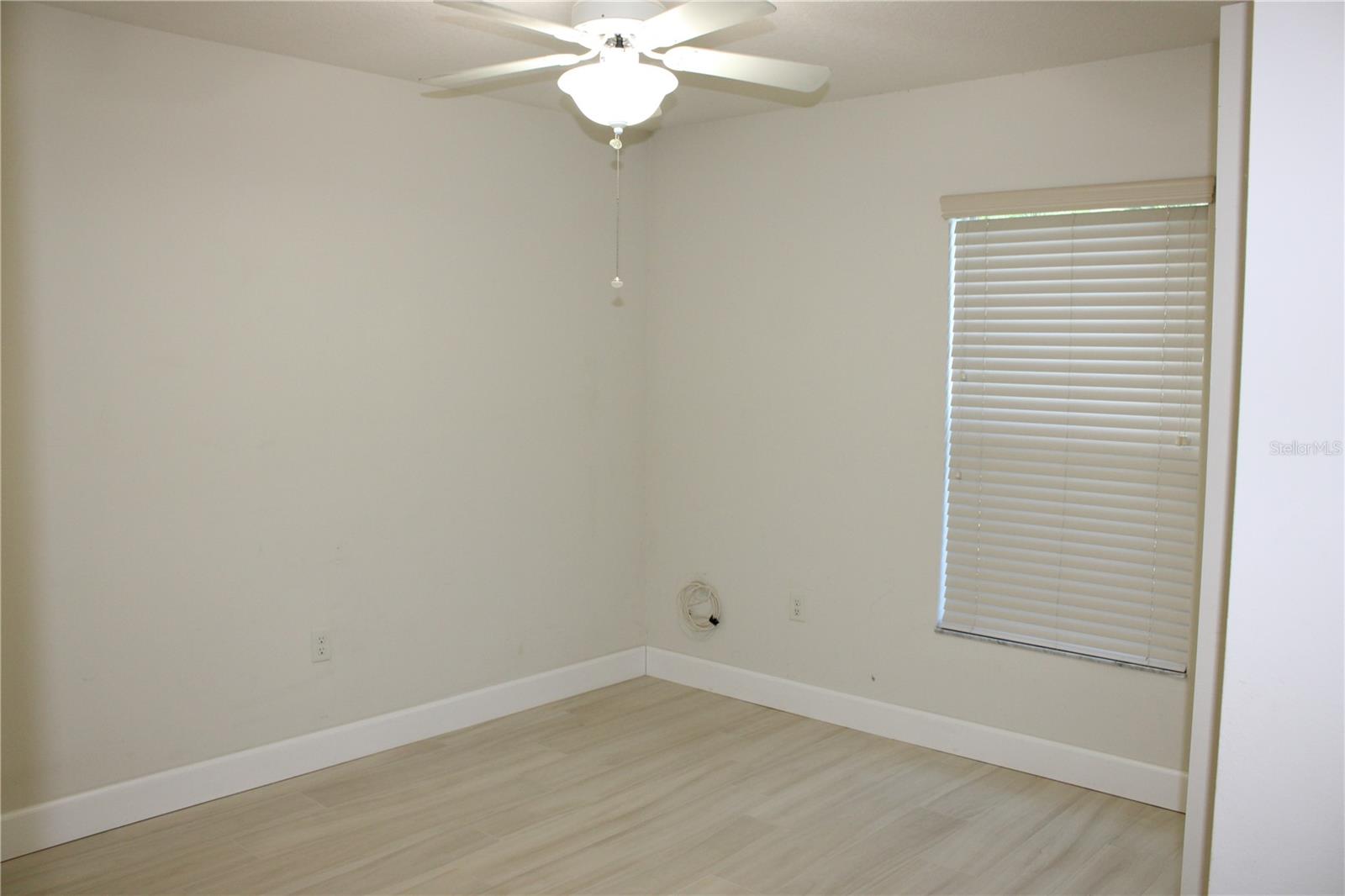 Image 13 of 26 For 519 Aeolian Drive