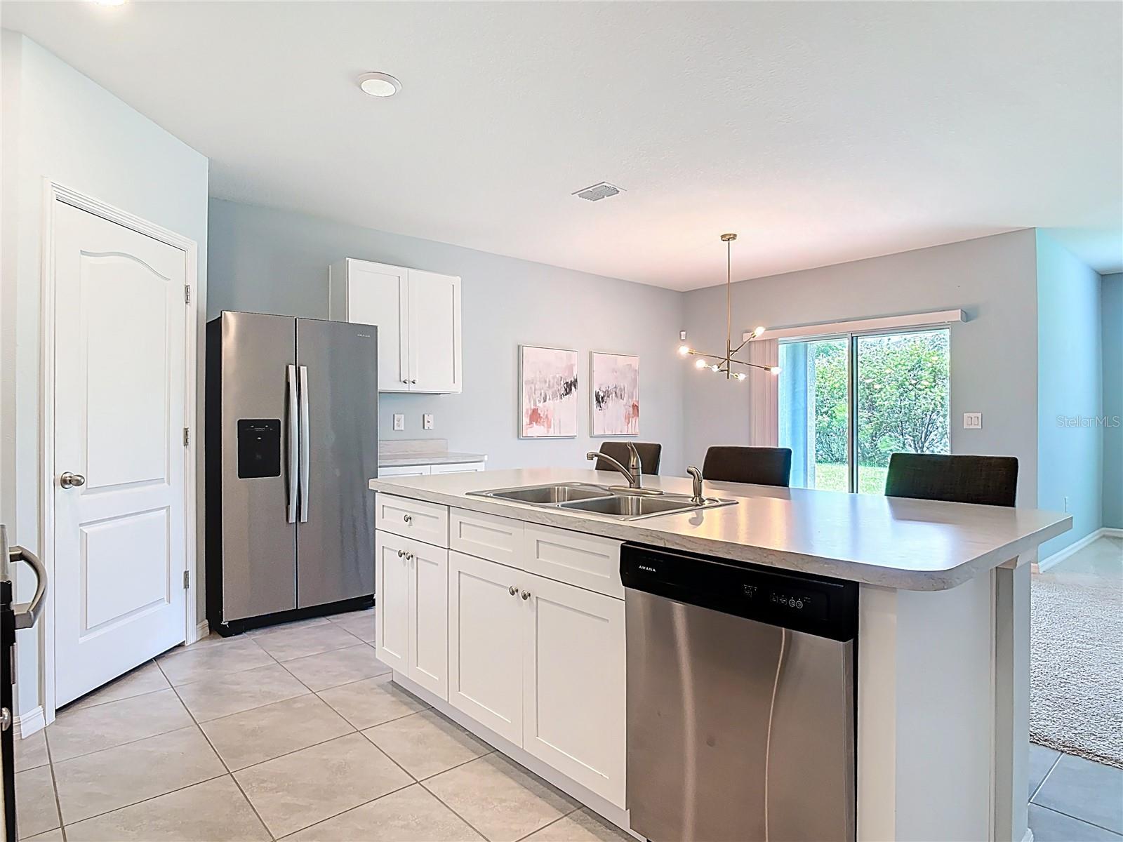 Image 16 of 63 For 3073 Gibraltar Boulevard