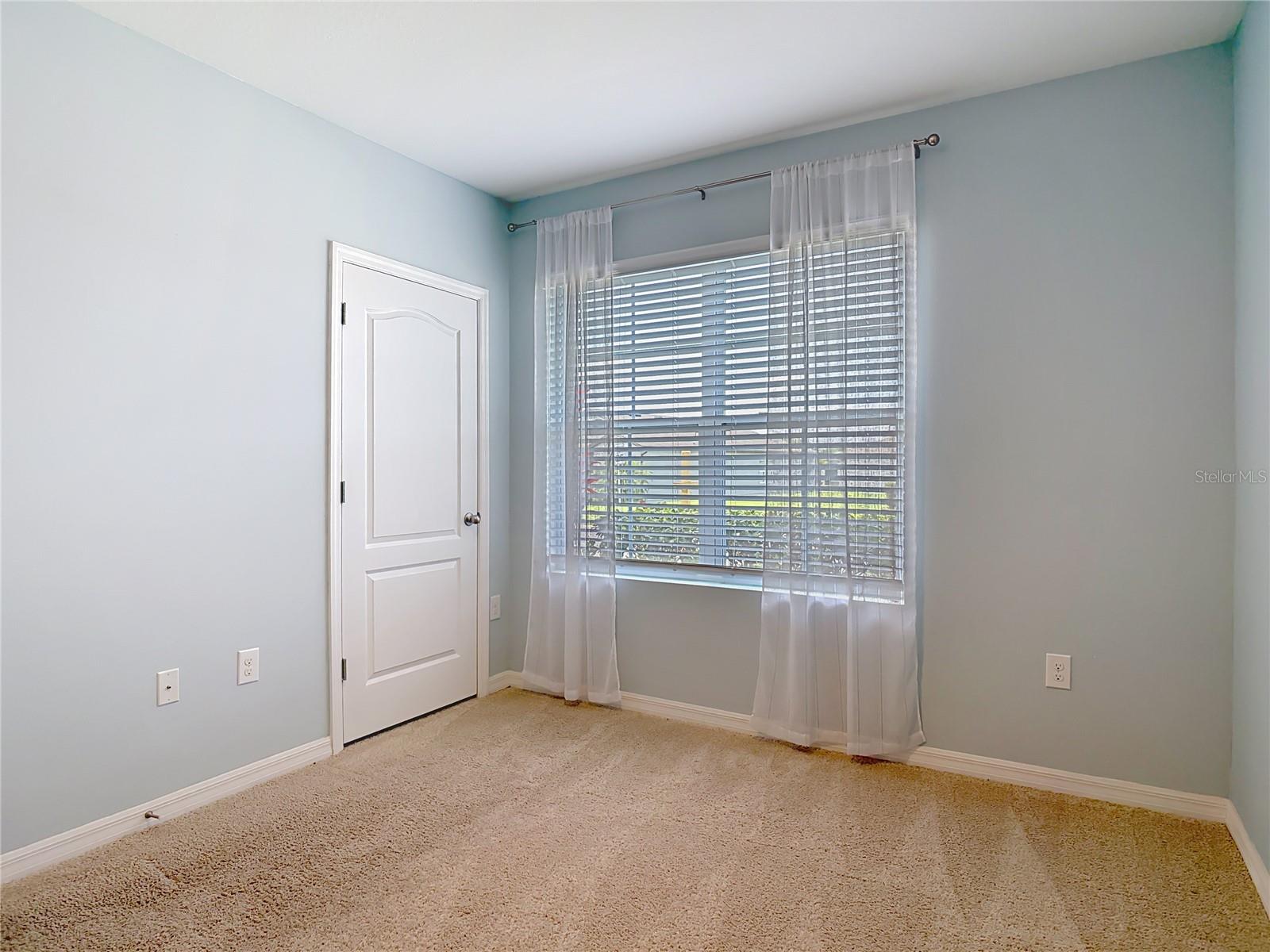 Image 32 of 63 For 3073 Gibraltar Boulevard