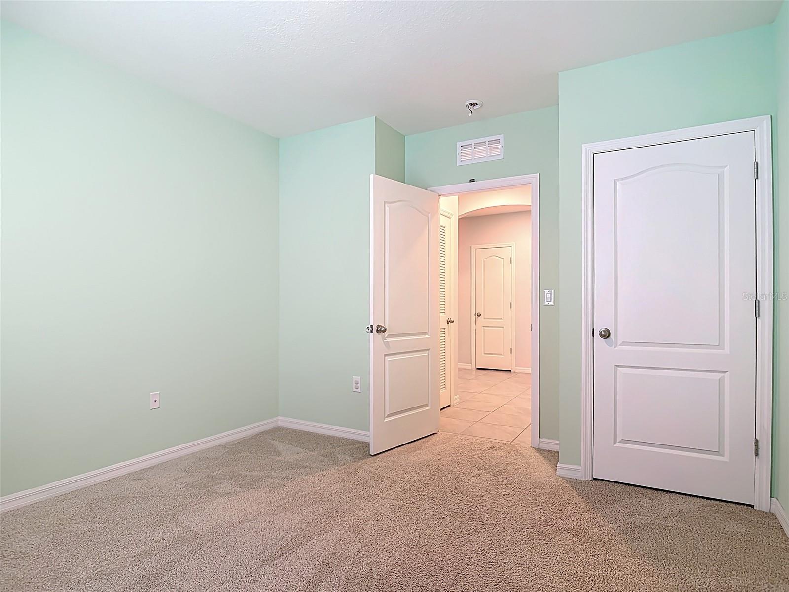 Image 41 of 63 For 3073 Gibraltar Boulevard